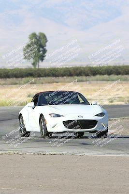 media/Sep-15-2024-Speed Ventures (Sun) [[7a54f7ed2f]]/Purple Group/Session 1 (Outside Grapevine)/